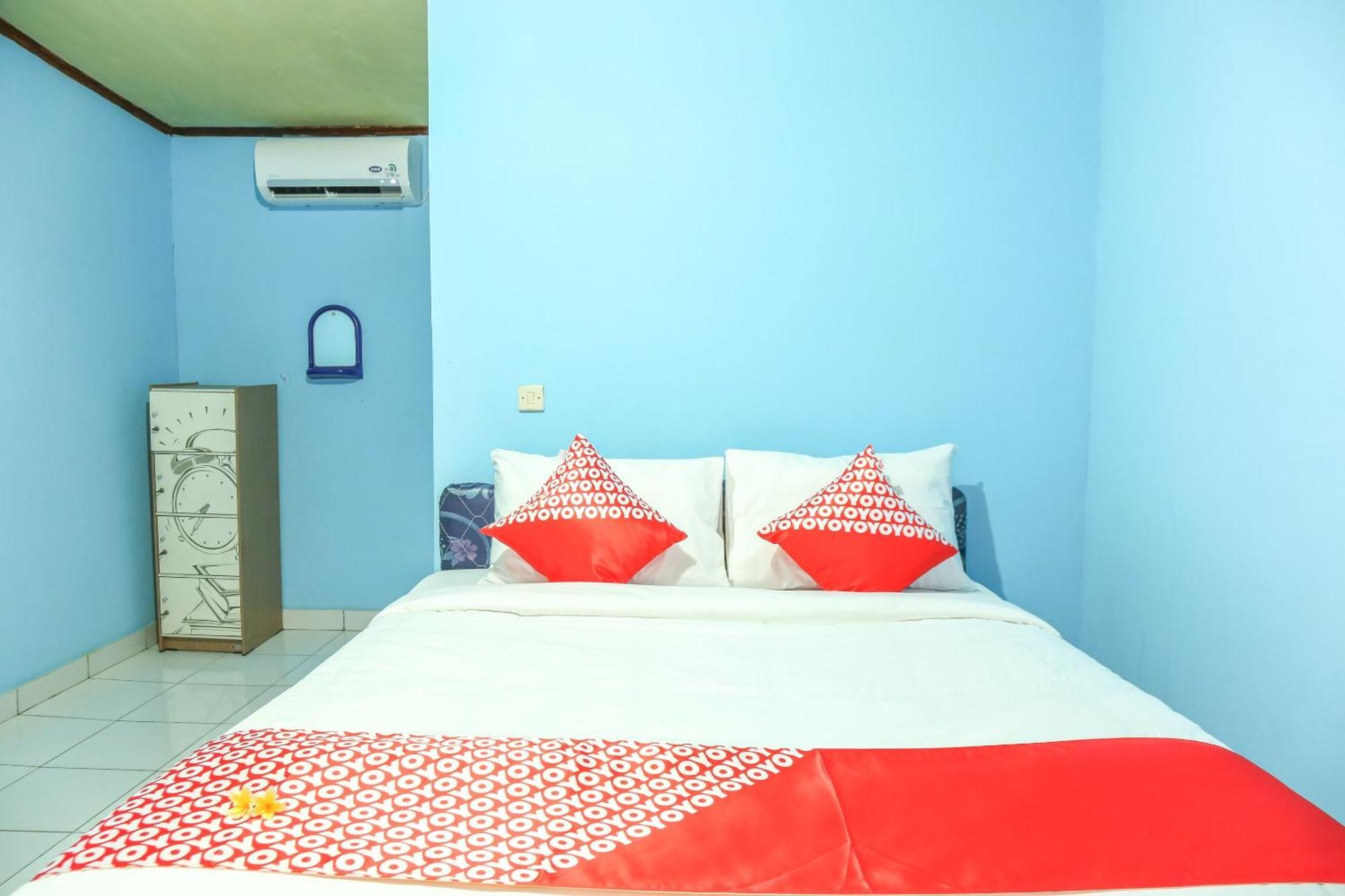 Oyo 1662 Zury Homestay Kuta  Εξωτερικό φωτογραφία