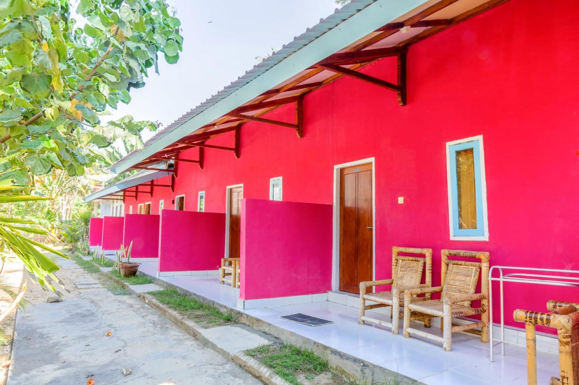 Oyo 1662 Zury Homestay Kuta  Εξωτερικό φωτογραφία